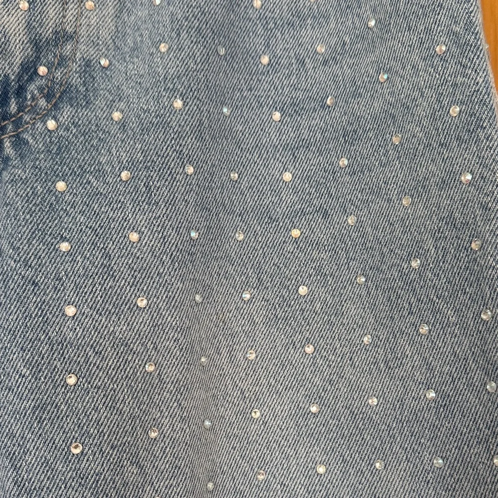 Zara Light Blue Flare Jeans with Studded Accents - Picture 4 of 12